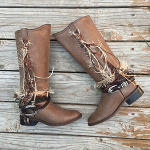 Sz 7.5 Riding Boots UPCycled Old West All Leather